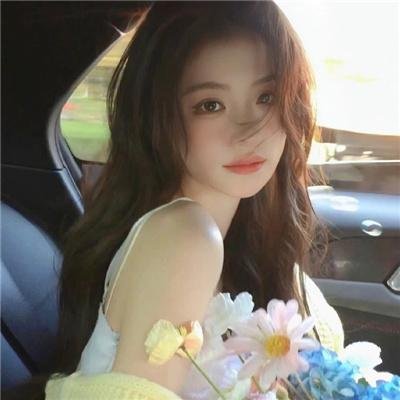 穿着鞋子的贝壳马塞尔